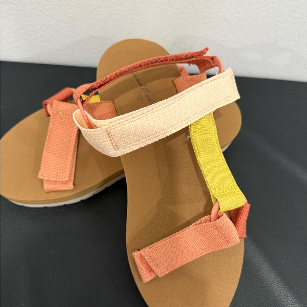 Universal Thread Multicolor Sandals - image 1